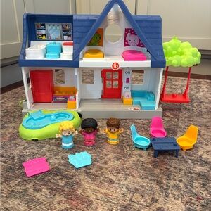 Fisher-Price Little People Friends Together Play House Dollhouse